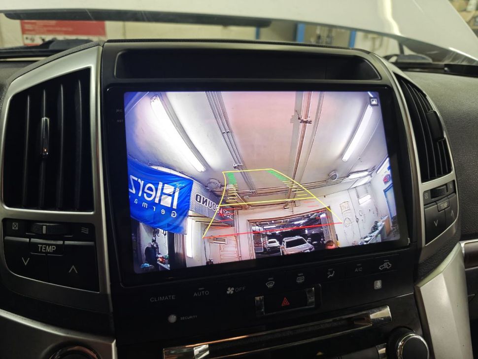 Переходная рамка Toyota Land Cruiser 200 (2007-2015) F3 Тип-B (10")