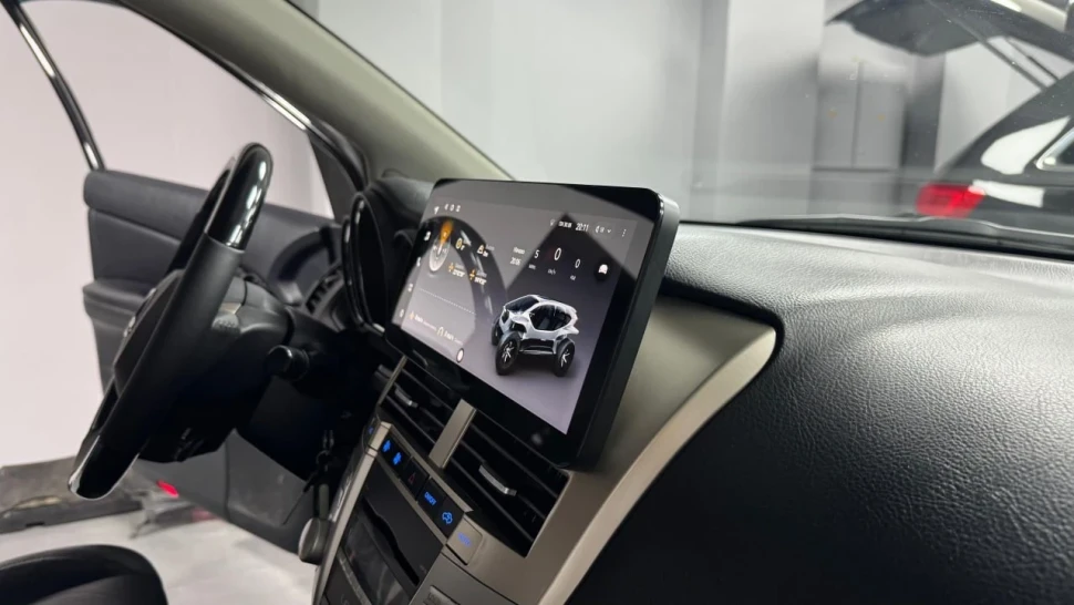 Штатная магнитола Teyes LUX ONE 360 6/128 Lexus RX300 RX330 RX350 RX400H (2003-2009) Тип-B